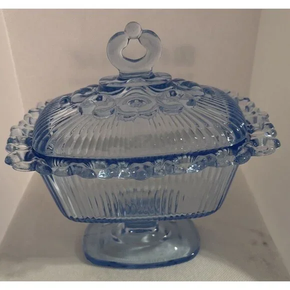 Footed 5” Blue Candy Dish & Lid Lace Edge Ribbed Indiana Glass Vintage - Picture 2 of 6